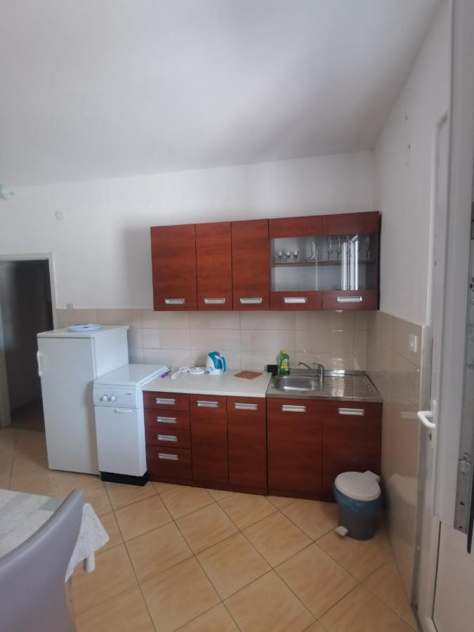 Emily Apartment บีโอกราดนาโมรู ภายนอก รูปภาพ