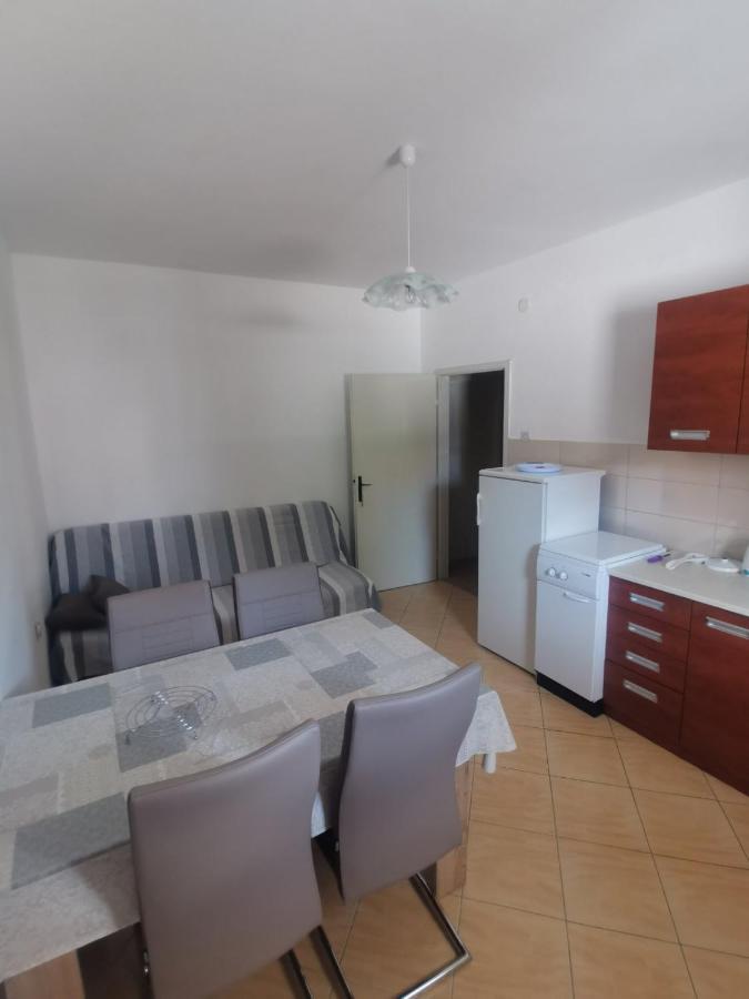 Emily Apartment บีโอกราดนาโมรู ภายนอก รูปภาพ